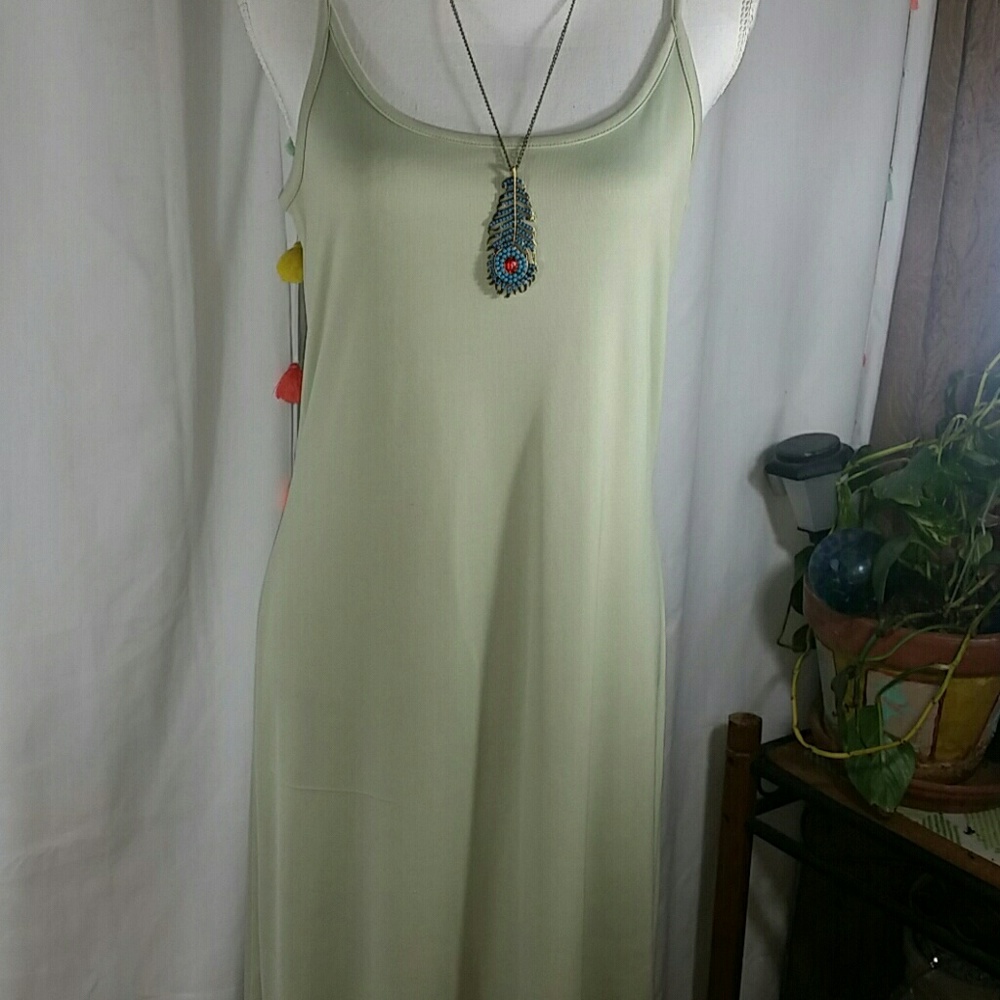Dress - Picture 4 of 4